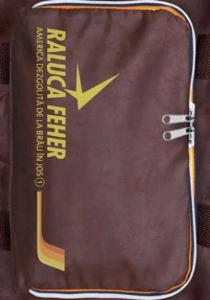 America dezgolită de la brâu în jos 1 - Raluca Feher