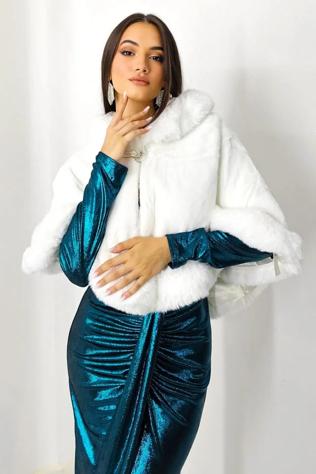 Bolero tip capa Leya, din blana ecologica, cu prindere in gaica, Alb, Marime OneSize