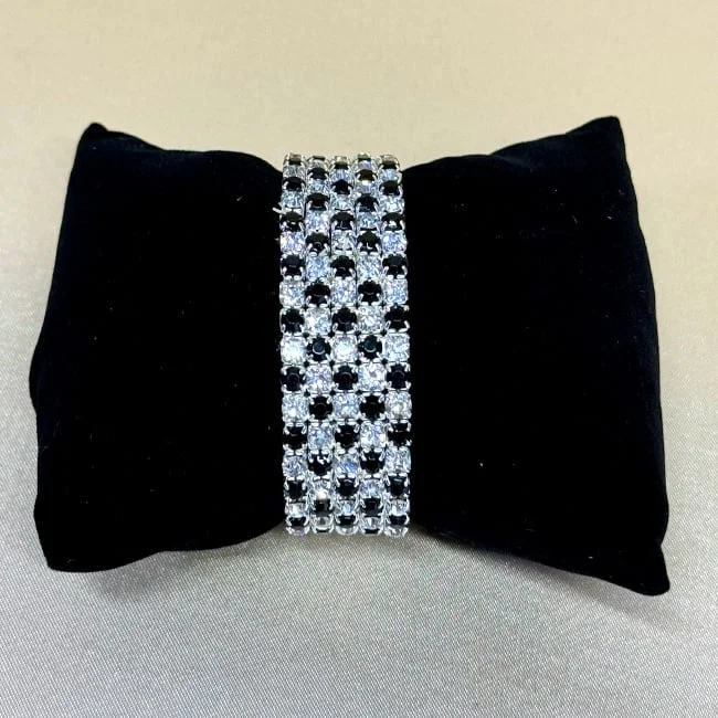 Bratara lata Noyr, cu pietre semipretioase, pentru femei, Negru/Argintiu