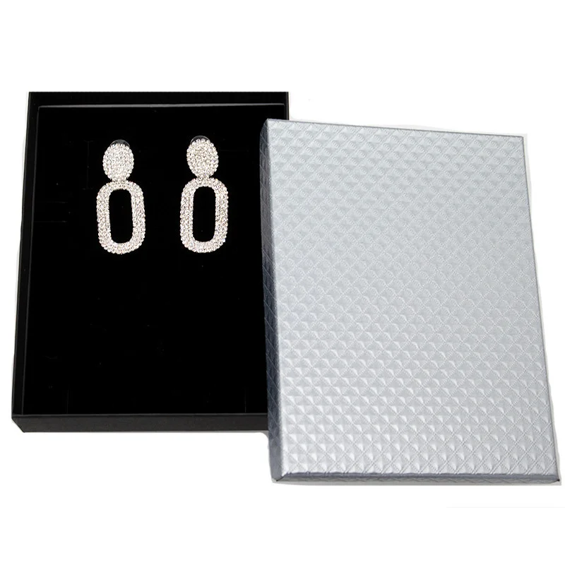 Cercei eleganti cu pietre semipretioase, Clara, in cutie cadou, Argintiu