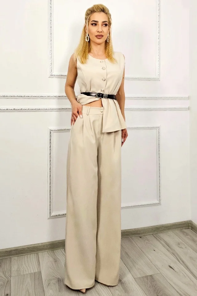 Costum dama palazzo KARMIA, cu vesta decoltata si pantaloni usor bufanti, Crem, Marime S/M