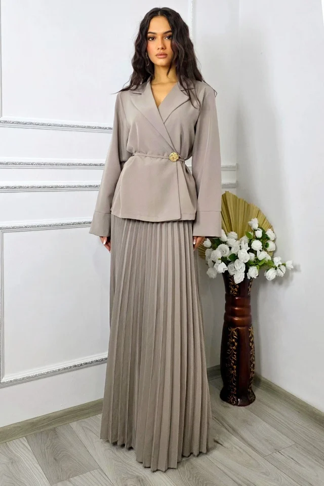 Costum office, cu brosa LUNIS, fusta lungime oversize si sacou, GRI, Marime S/M/L