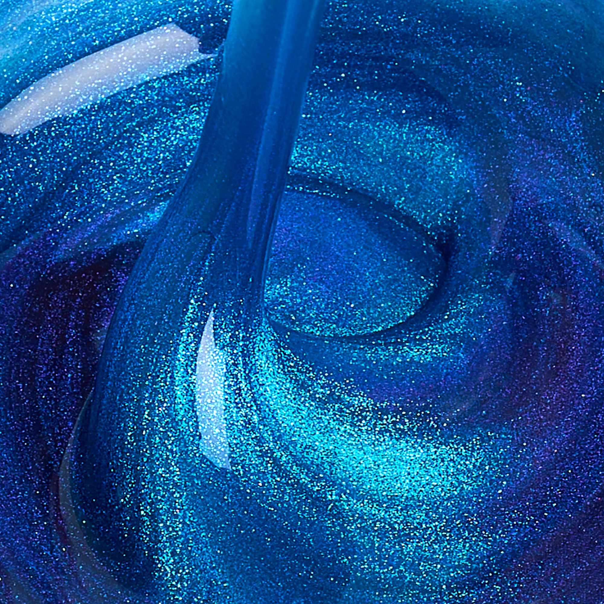 Kievskaya Freeze Gel Manganese Blue – Gel Builder Lichid cu Nuanțe Intense de Albastru și Sclipici Fin