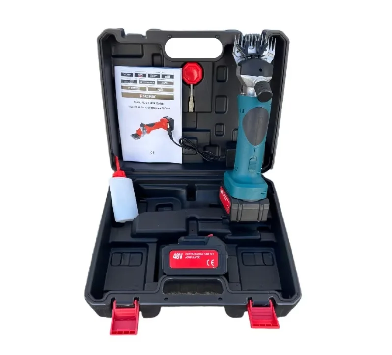 Masina de tuns oi, Campion CMP1556, 1000W, cu 2 acumulatori 48V, 6000mAh, fara fir, accesorii incluse, valiza de transport, CAMPION CMP1556B