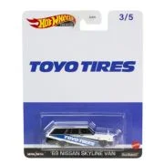Masinuta metalica Nissan Skyline Van 69 scara 1: 64, Hot Wheels Premium Real Riders Pop Culture