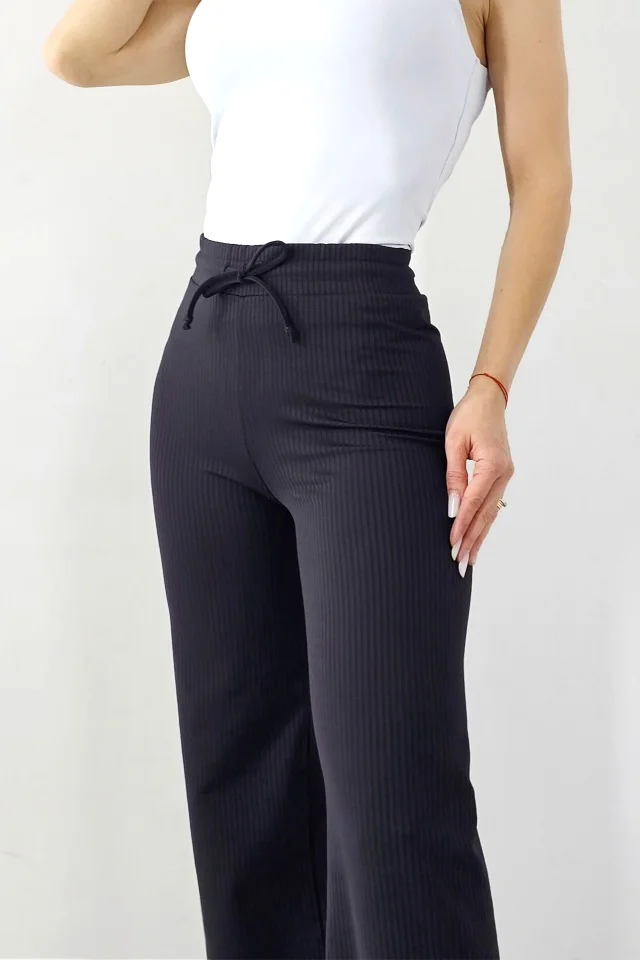 Pantaloni casual JANG, textura cu nervuri si snur in talie, Negru