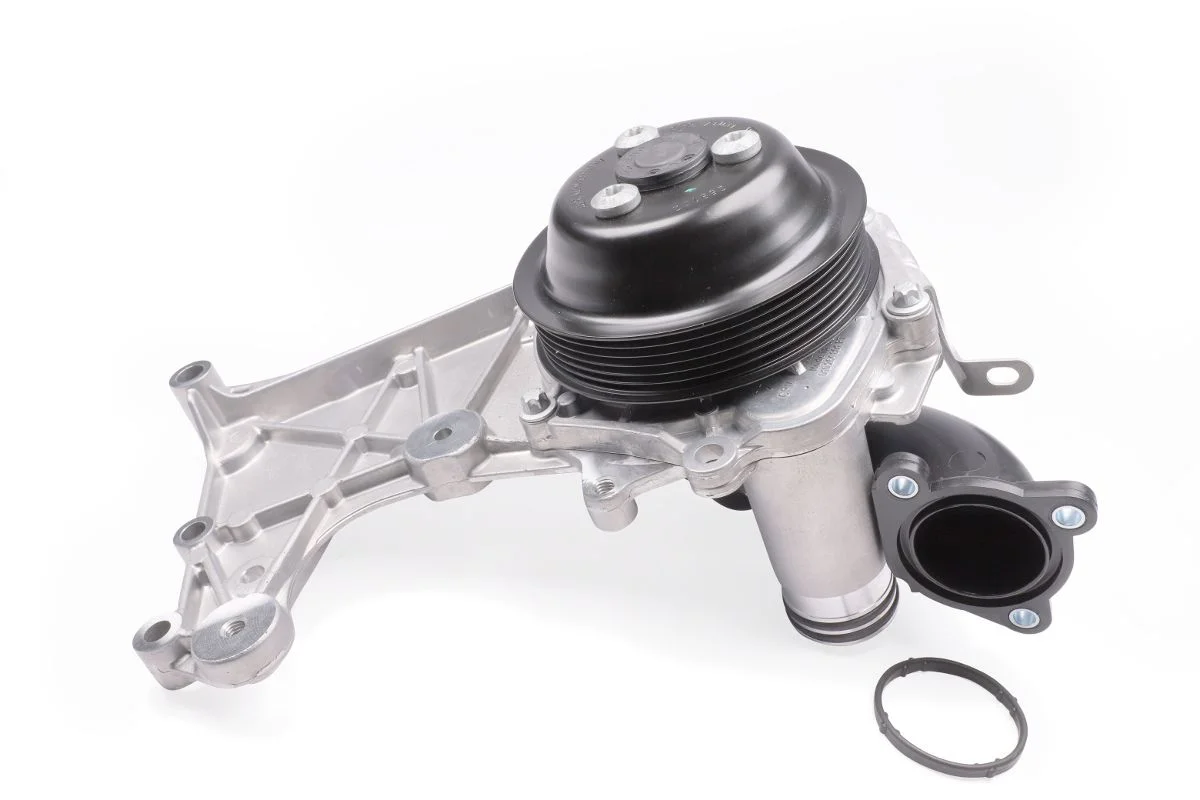 Pompă de apă, răcire motor HEPU P692-TH