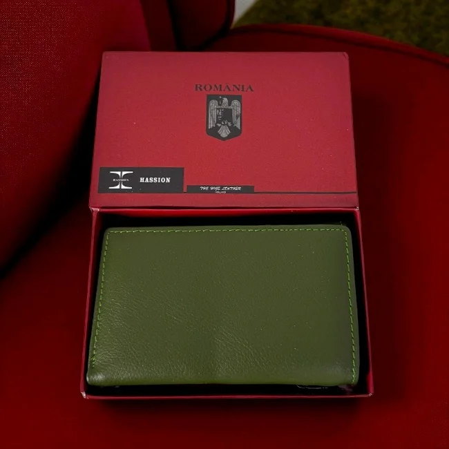 Portofel dama Hassion, piele naturala si deschidere tripla, Verde Olive