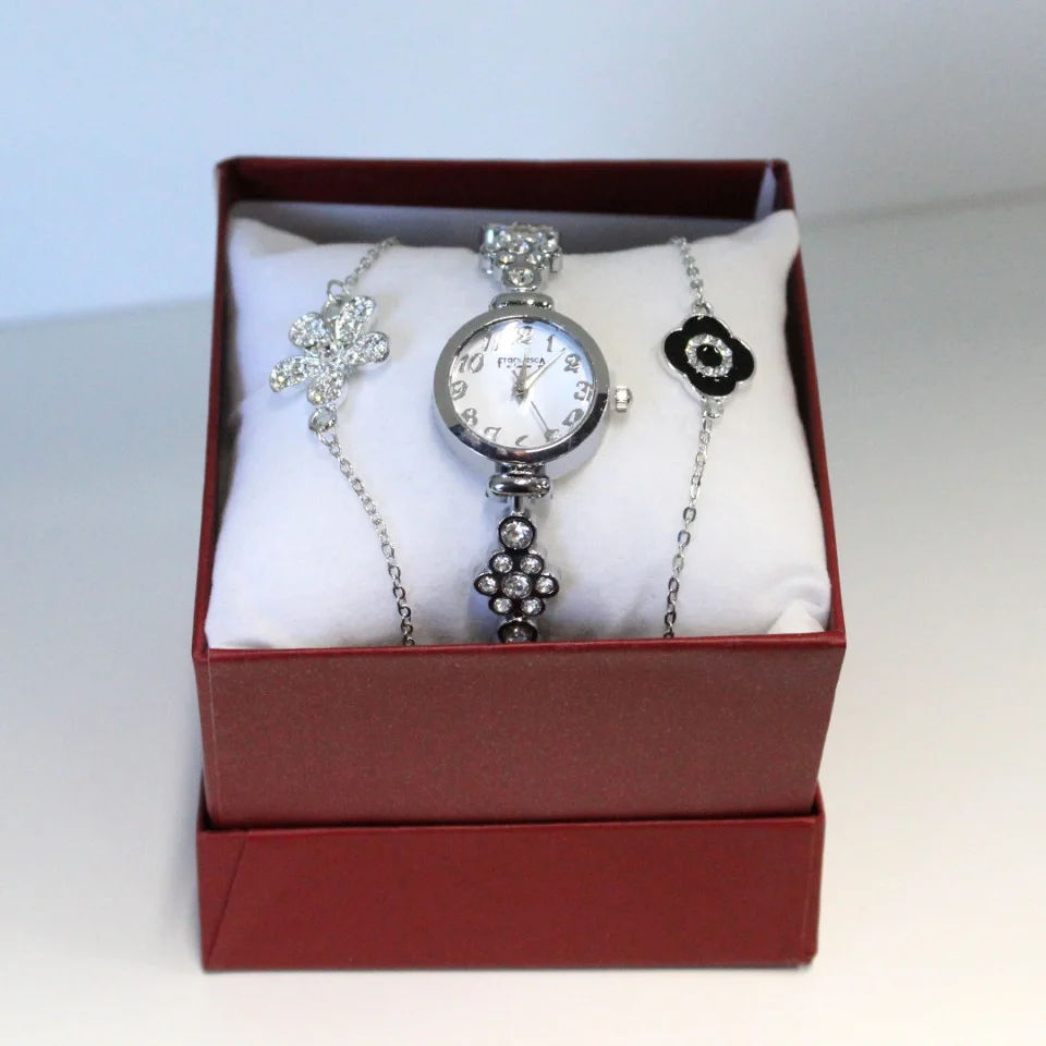 Set elegant Francesca di Geneva, cu ceas metalic, aspect floral si doua bratari asortate din inox, Argintiu