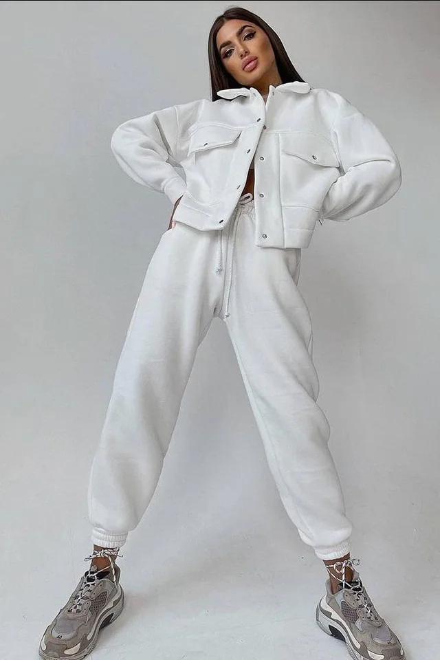 Trening vatuit dama, Arina, pantaloni lejeri si bluza cu capse, Alb